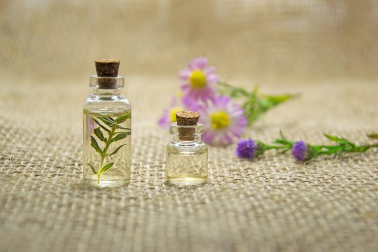 gum disease natural remedies cover photo